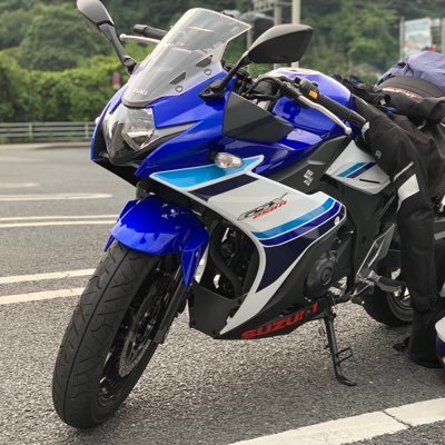 2019.5 普通二輪免許取得                 2019.8 初バイク購入(GSX-250R)         これから色々な所に出かけたいと思います🏍 Twitterも初心者です😓宜しくお願いします🙇‍♂️