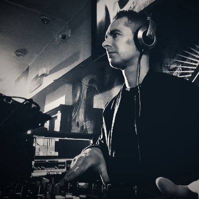 Local / International multi genre club Dj, solo singer, host, compere, radio presenter and production.