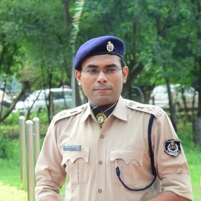 IRS Officer, IITM, Ex-Samsung, Rational, Progressive RT's != endorsement
