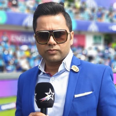 Cricket commentator cum shayar.  I try to rhyme any sentence while talking. Parody.