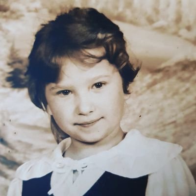 Alutka12759991's profile picture. 👽