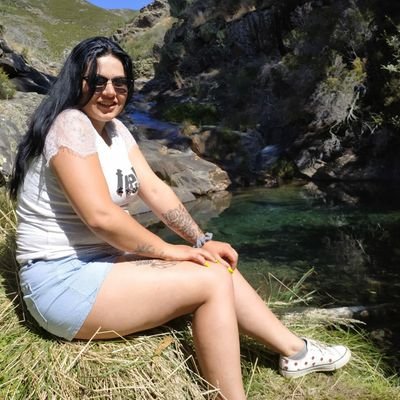 Belinha15180854's profile picture. 20 y ❤️
Irmãs 😍
Família ❤️
Amor da minha vida ❤️ Luís 😍 #15