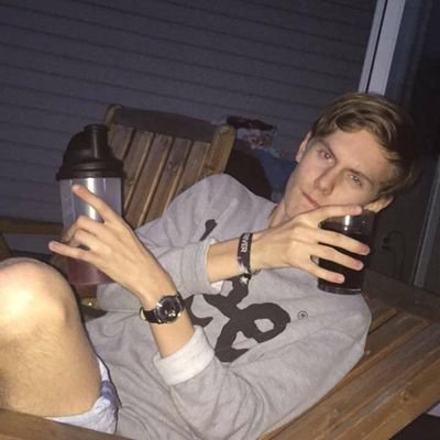 _TheStr0m_'s profile picture. hade jag velat så hade jag spelat. första hästen i rymden btw ^