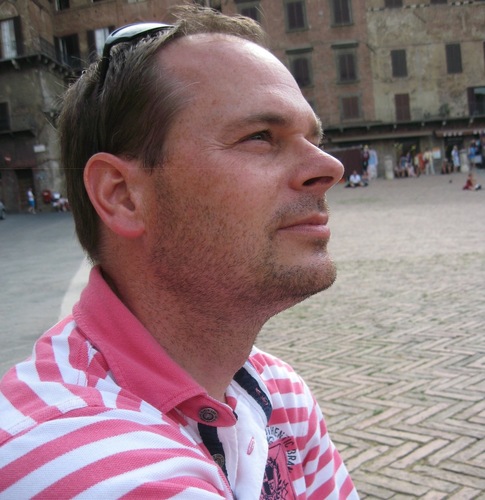 Dobbelyou's profile picture. 