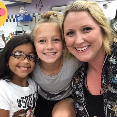 Student Learning/Reading Support Specialist at Bear Creek Elementary; I ❤️ my 2 boys, Lake Texoma, Aggies, and my hubby (even though he's a Red Raider)!