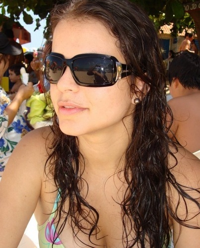 nadjally's profile picture. 'Vivo pra ser feliz não vivo pra ser comum'