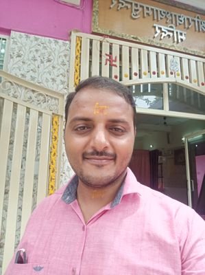 VivekSh70194428's profile picture. 