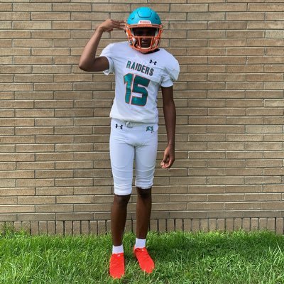 Humble and Hungry...Patiently waiting c/o 2023 🏈⚾️ Plant City High QB✍🏽      5’11 146🏋🏾‍♀️