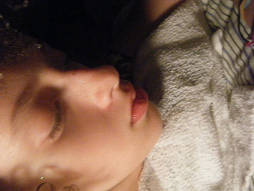 hi. 0.0 also, don't judge me before you can know me. Everyone does it, so that's why i caught alone a lot. This world is a fucked up place, noticed that?