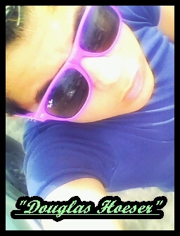 Douglasgat's profile picture. Douglas Hoeser akele  que vc daria avida pra ser igual seu recalcado