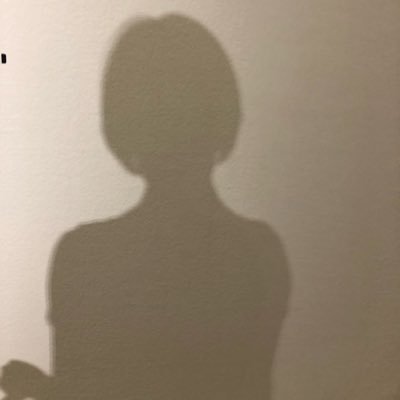 navillera's profile picture. 단정하고 싶은데 자꾸만 단단해지고 있는.