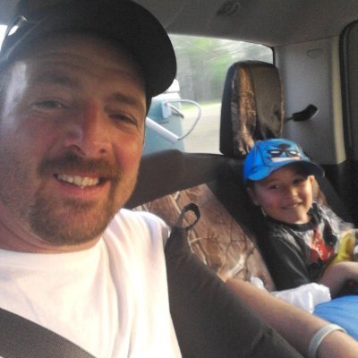 Single dad!! What else ugh!! Feel free to ask me any question.. Work as a Construction Engineer @ JODAN construction company