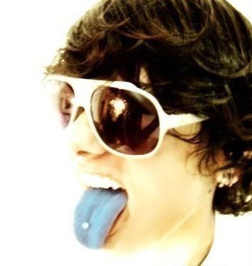 princechardy's profile picture. Mlk levado,danado,agitado lindo simpatico,brincalhão gosto de fazer novas amizades falo pra caramba sou divertido gosto de sair bjar etc...