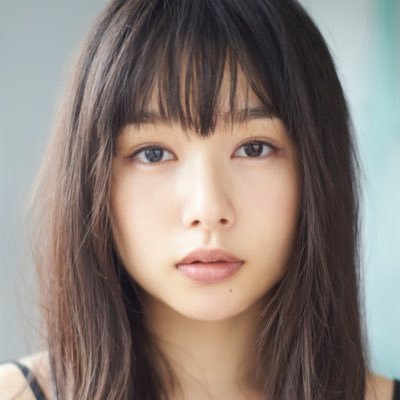 桜井日奈子