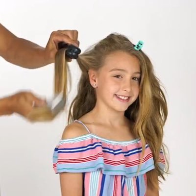 Tanglegripper's profile picture. The Non-Slip Grip Tool that puts an end to painful detangling!