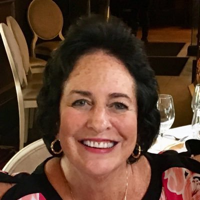 lisa_giftedwalk's profile picture. Believer, teacher at English at The Hague School, wife, mother, grandmother and friend. Thankful for my many blessings.