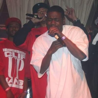 EforEmmakulate's profile picture. #Legacy. Emcee From the KC Underground. 1 1/2 of the Emmakulates  and Head of Legacy Movement.

#LegacyMovement