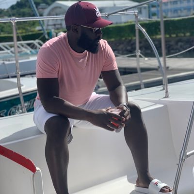 DJ // Entertainment Businesses Promoter // @status100uk For bookings: ☎ 07465606630