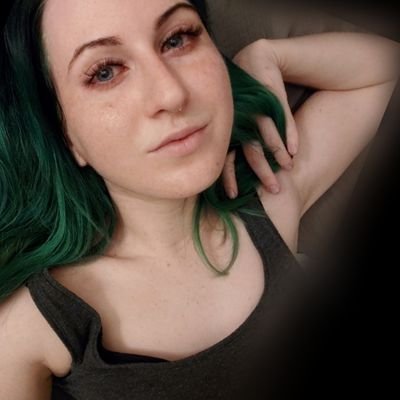 EvaHart_'s profile picture. 18+ NSFW || 30 verified on 6 platforms - married || DM responses for models only -