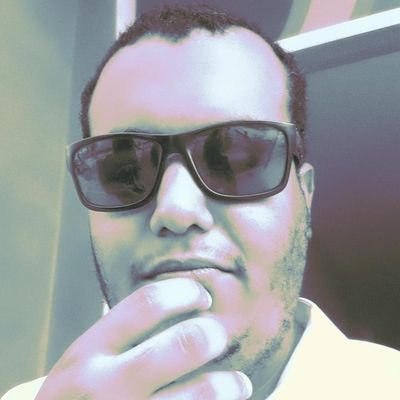 Falo sobre quase tudo o que me vem à mente. Sou um forasteiro nesse mundo. HISTORIADOR! ⏳
E as vezes faço umas lives jogando CS 1.6