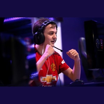 Professional EAFC player (F/A) ePremier League 2019 PS4 Champion representing @manutd/ email-kleese12345@outlook.com