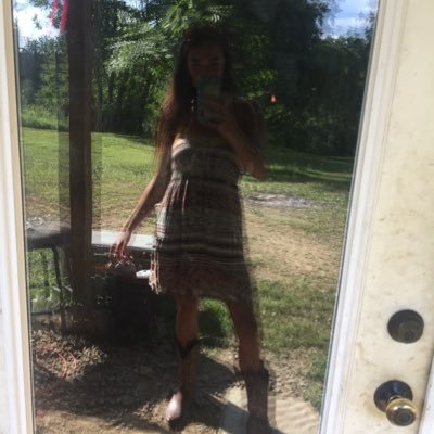 SavannahRainxo's profile picture. I'm a sweetheart :)