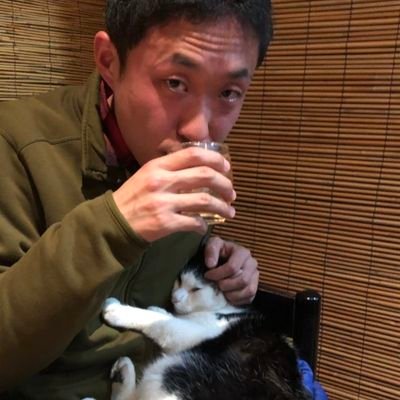歴史とお酒を愛する中年🏯🍷横光三国志とローマ人の物語はバイブル📕自転車と登山も好き🚴⛰️信長の野望出陣無課金おじさん🚶♂️50くらいでFIREしたい🔥
熱帯魚とインコと暮らす𓆛🦜ポルトガル語勉強中🇧🇷気分次第で政治ネタも呟きます📖百姓初心者🌾
好きな歴史上の人物:曹植(『當來日大難』は真理)