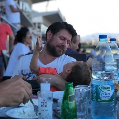 ComertEngin's profile picture. Unutmayın ki, mumu bağrına bastığı ip eritir