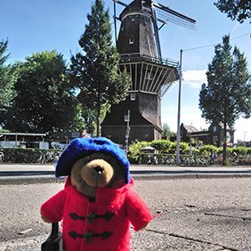Traveling the world full time with my assistants