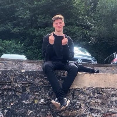 macjaer's profile picture. @chillbrofam on insta