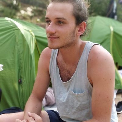 Imathias33's profile picture. Salut à tous