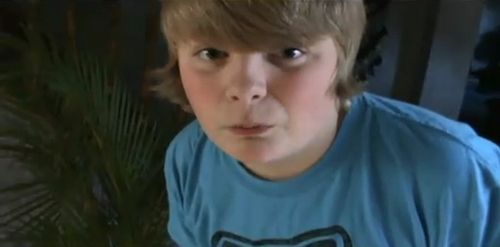 BobbyMagma's profile picture. I am a 14 year old male , That loves to film and edit videos for the interwebz ;O