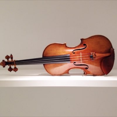 丁寧に。そっと。 Violin弾きだけど編曲譜もあるしhttps://t.co/i4G6TD8XXJ 宅録もできるしサブスクもだしてるよhttps://t.co/spuzHU2MSQ