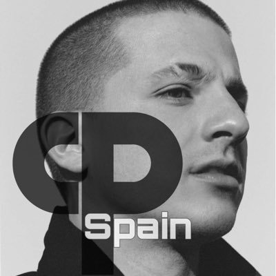 Tu mejor fuente española acerca del cantante y compositor @CharliePuth respaldados por @mtvspain | charlieputhes@gmail.com