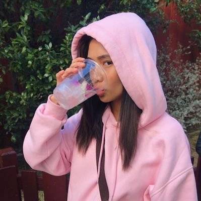 stan queen niki