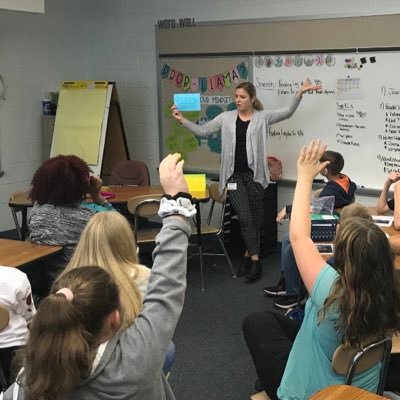 MrsAddeo's profile picture. 👩‍🏫📚📖📝