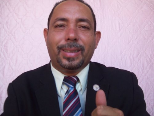 JOILSON DE ASSIS PASTOR, TEOLOGO, ESCRITOR ROMANCISTA SITE: http://t.co/mkJOAq2bN3
livro: http://t.co/eFNtnJNv20