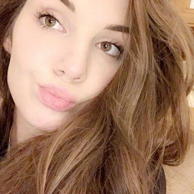 angelakia3's profile picture. 