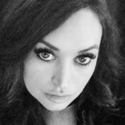 Global #CMO @NatilikGroup. #MBA from #DurhamUniversity. Loves to mentor others, write, blog, read, shop, eat and have fun with friends and family.