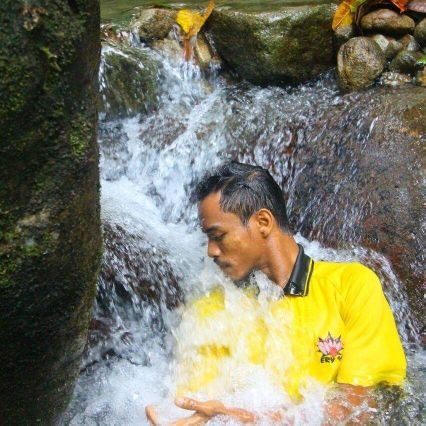 IG: QUSYAIRI_BAHAR