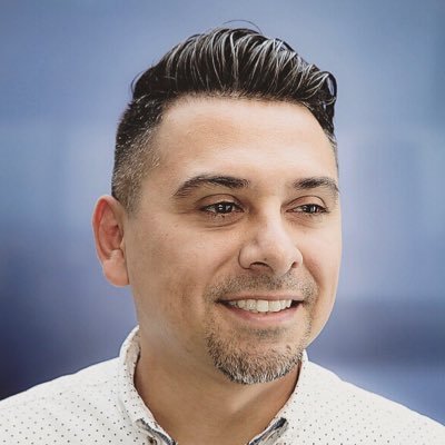 WillieFlamenco's profile picture. UX Designer | CA