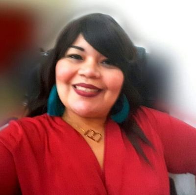 Hija de Dios, amable, alegre que siempre tiene una sonrisa para regalar 😊