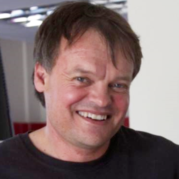 Omkeerder's profile picture. Vry van (self)sensorskap. Hier (her)tweet ek wat ook al my wêreld verbreed.