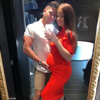 aimeegreenx's profile picture. My Conroy’s 💙🌎🌙🦋✨