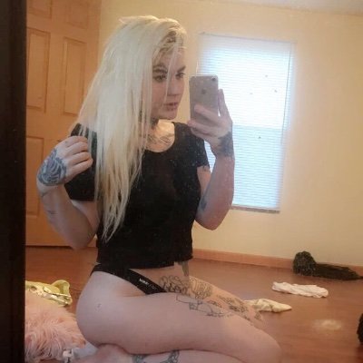 blonde, beautiful, controlling and needy!! Add missmadicxo on Snapchat to get my premium for $35 lifetime!