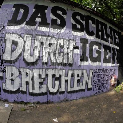 dsd_nbg's profile picture. Feminismus oder Barbarei IV: https://t.co/OaY2pnaSat -
Analysetext zu Corona-Demos in Nbg: https://t.co/mg91bcDi4s -
Entnazifizierung jetzt: https://t.co/hOxYGtRKOn