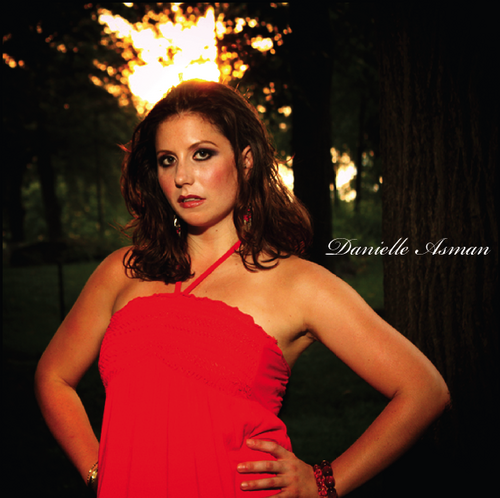 DanielleAsman's profile picture. Singer/Songwriter who just moved from NYC to Philadelphia with my new band!