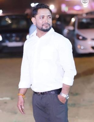 sonukpandit046's profile picture. Aquarius-
Founder of Discount Bazaar, Director of Abhyaas,