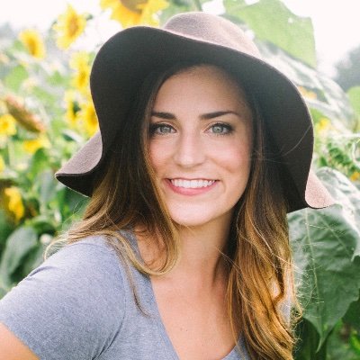 Surviving motherhood with lots of coffee, wine & prayers. And making pretty stuff in between the chaos.✨ 𝘙𝘦𝘢𝘥 𝘮𝘺 𝘣𝘭𝘰𝘨👇🏻
https://t.co/RgZub8hgJS