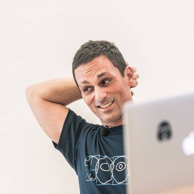 reistiago's profile picture. 